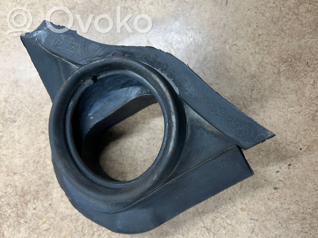 BMW 3 E46 Ilmastointilaitteen putki (A/C) 