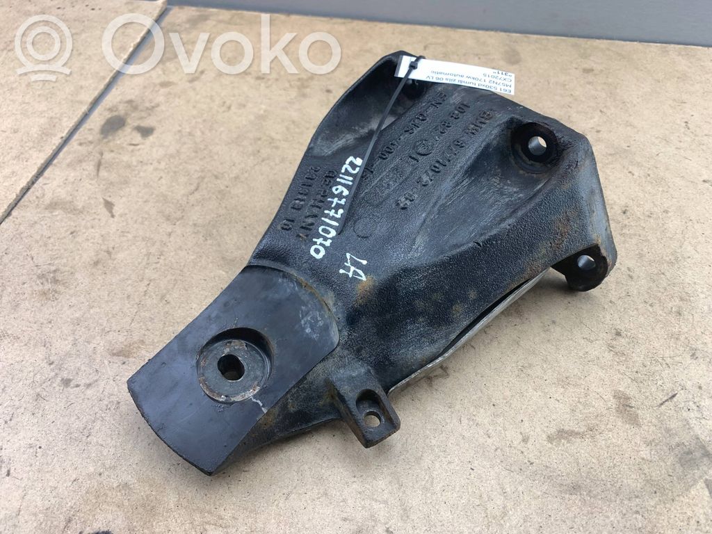 BMW 5 E60 E61 Engine mounting bracket 