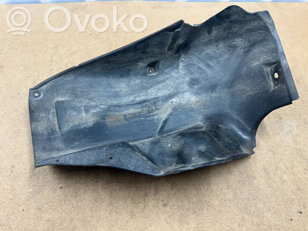 BMW 3 E46 Apărătoare noroi spate 