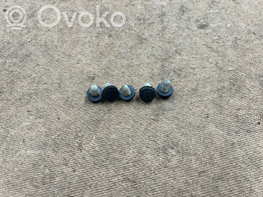 BMW 3 E46 Pyyhinkoneiston lista 