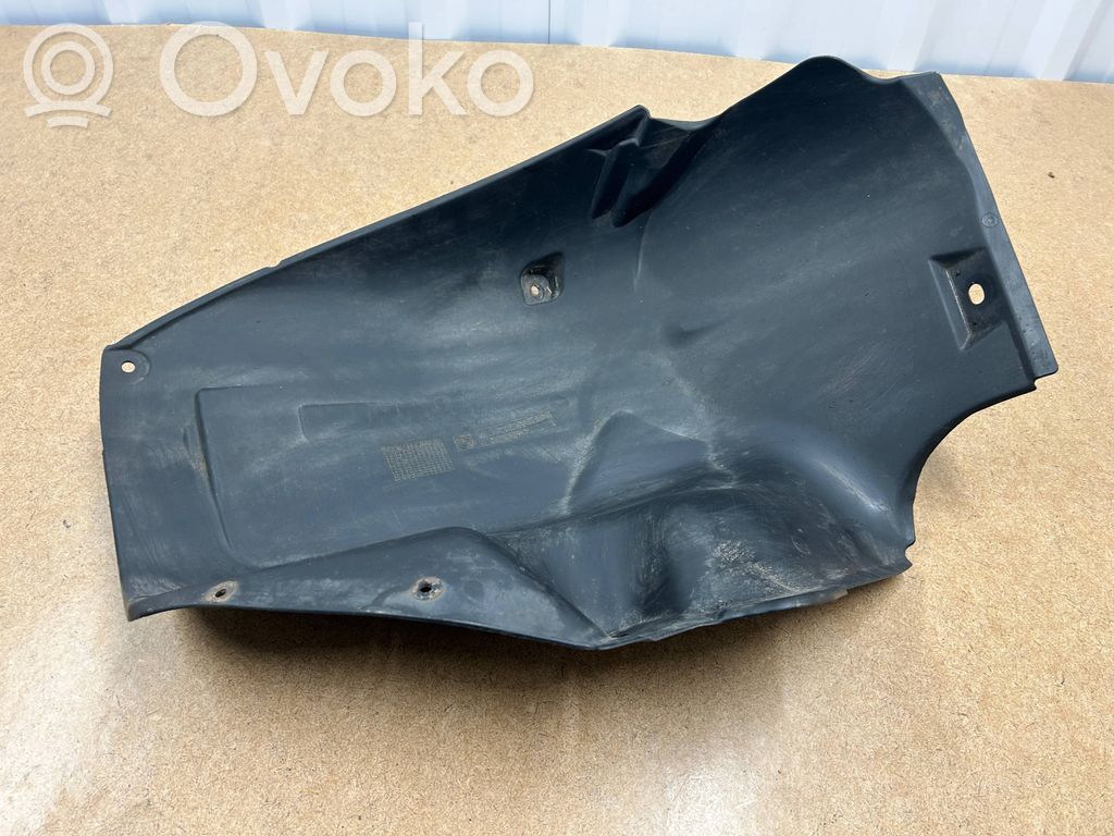 BMW 3 E46 Apărătoare noroi spate 