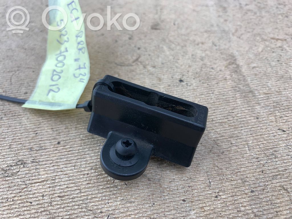 BMW 5 E60 E61 Engine bonnet/hood lock/latch loop/hook 