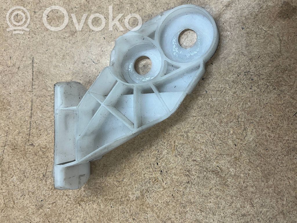 Front bumper mounting bracket   51118195296,8195296