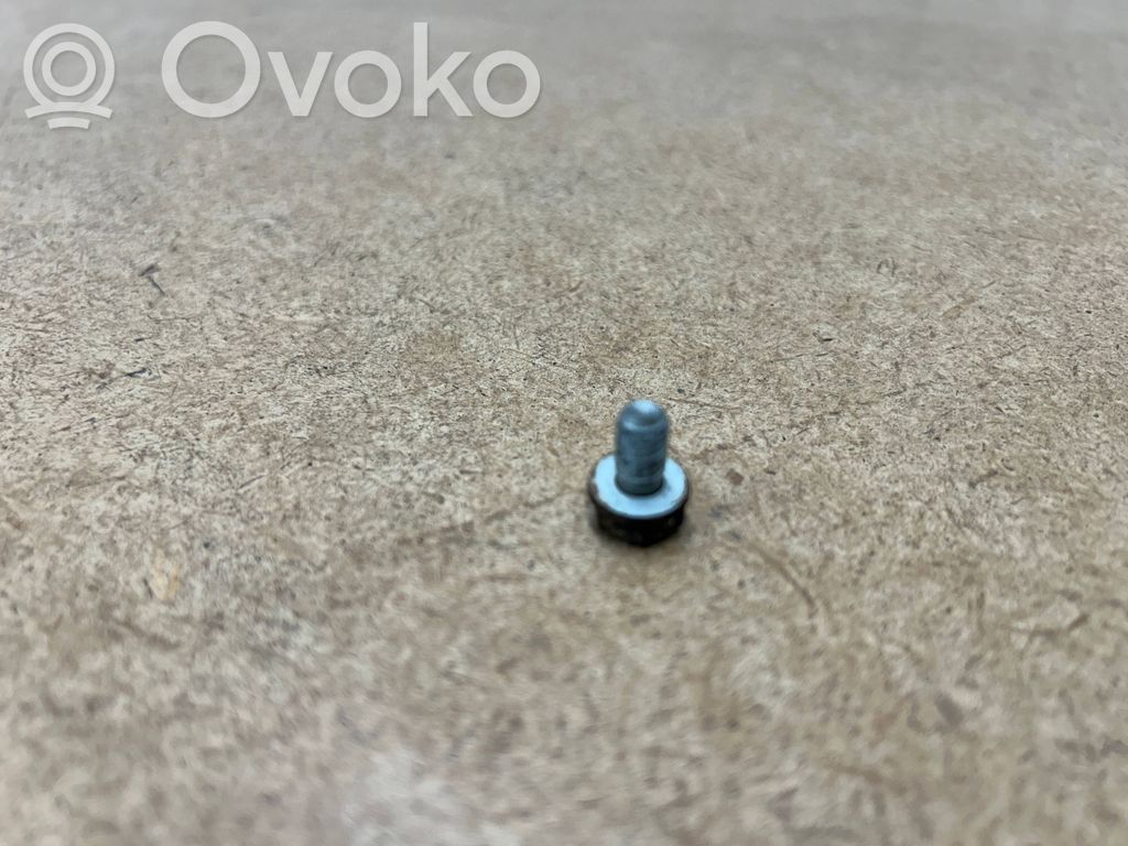 Śruba zbieżności zawieszenia osi przedniej   07119904517,9904517,34301164003,1164003