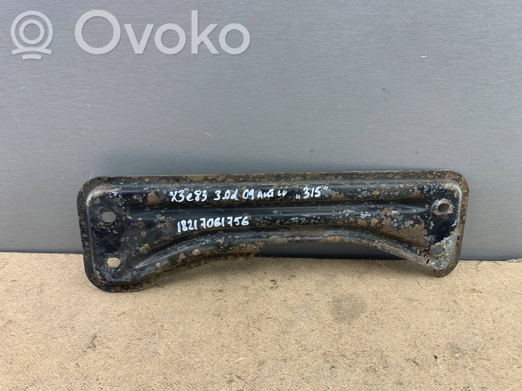 Muffler mount bracket/holder   7061756,18217061756,18217039780,7039780