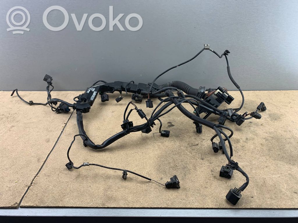 BMW 5 F10 F11 Wiązka przewodów silnika 