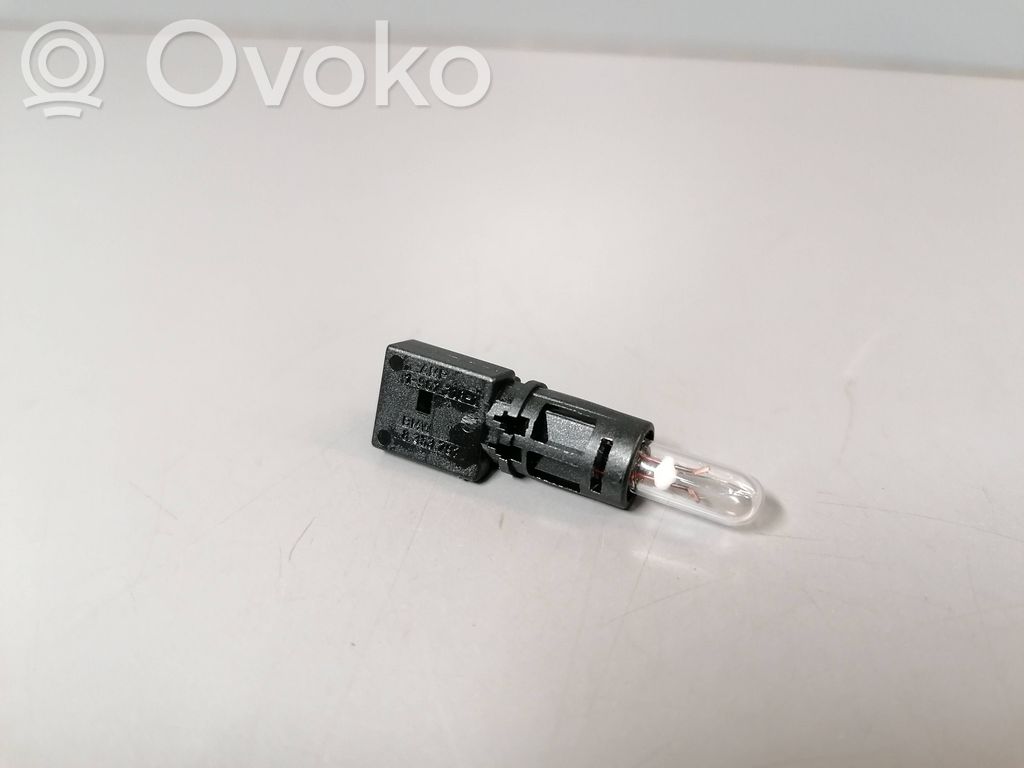 BMW 3 E36 Sisätuulettimen ohjauskytkin 