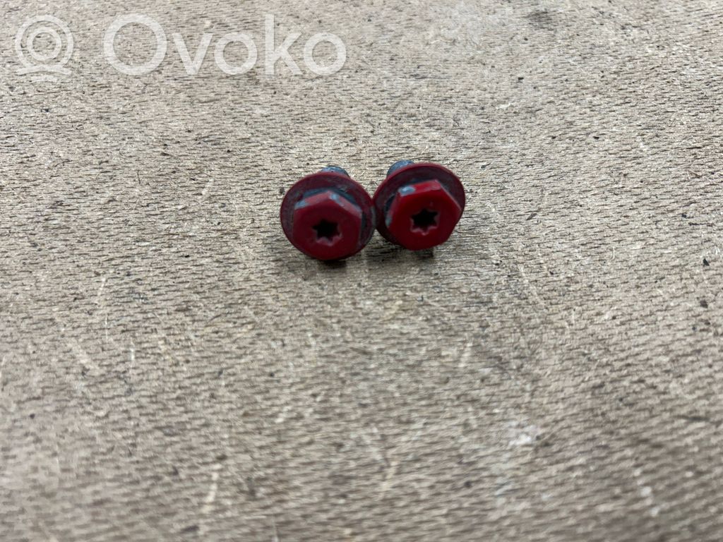 BMW 3 E46 Nuts/bolts 