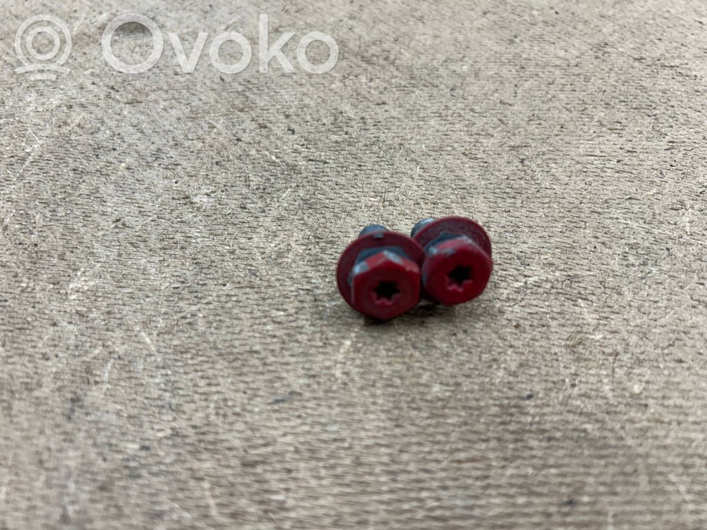 BMW 3 E46 Nuts/bolts 