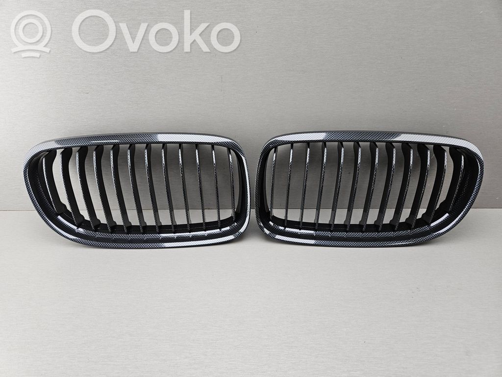 Oberes Gitter vorne   7201967,51137201967,7201968,2146911,2146912,51137201968,51137201969,51137201970,51712146911,51712146912,7201969,7201970