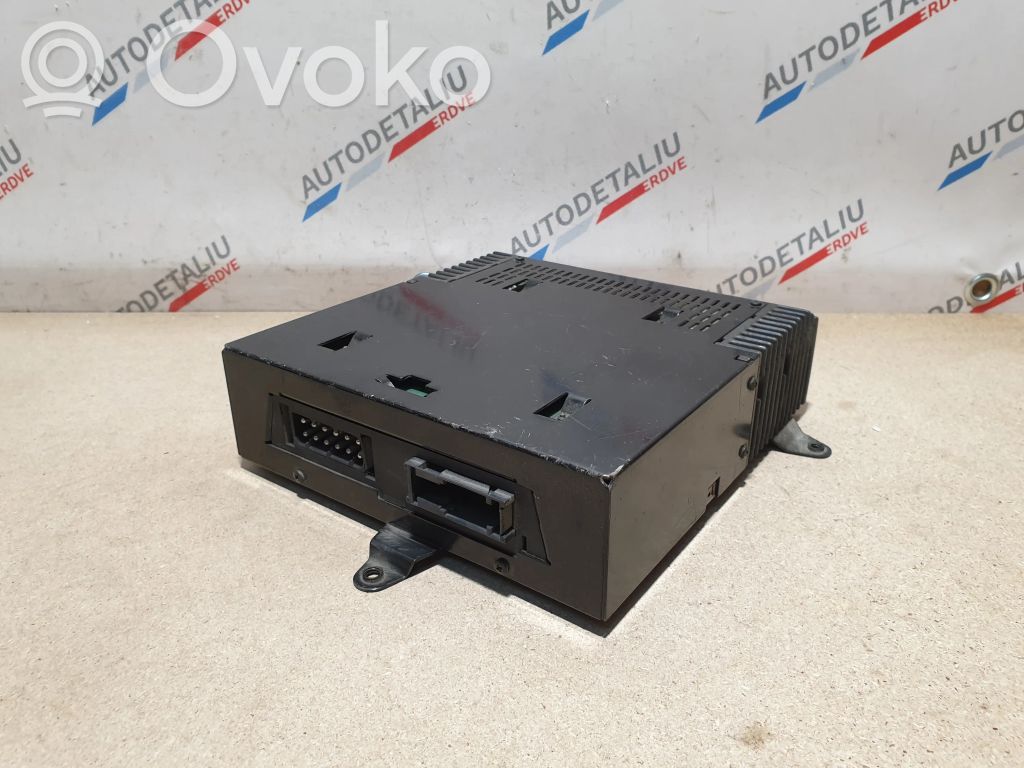 BMW 5 E34 Garso stiprintuvas 