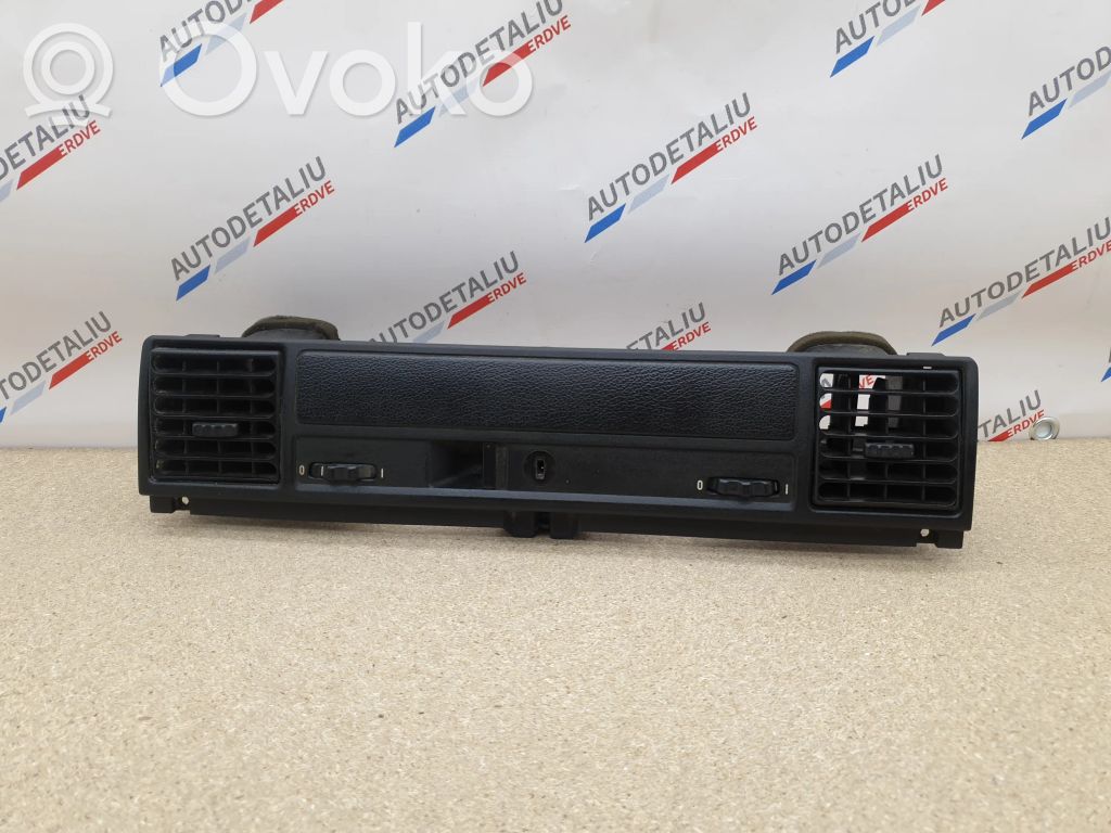 BMW 3 E36 Garniture, panneau de grille d'aération latérale 