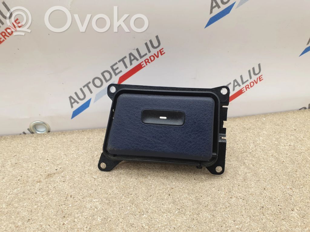 BMW 7 E38 Durvis pelnutrauks 