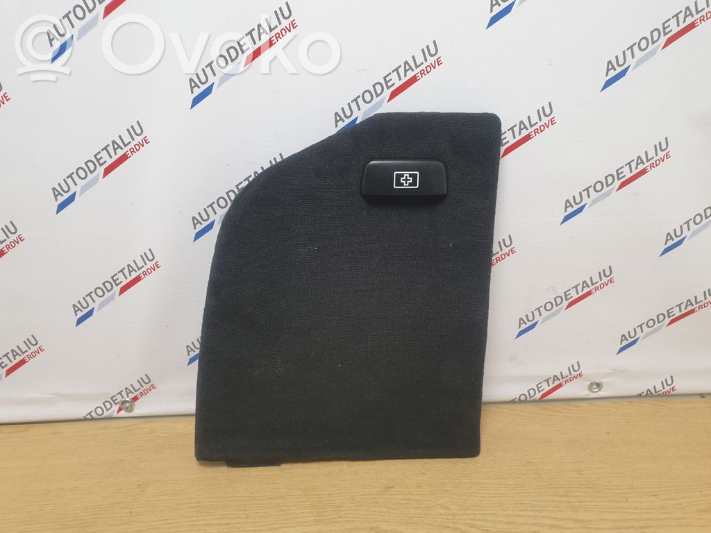 BMW 3 F30 F35 F31 Boczek / Tapicerka / bagażnika 