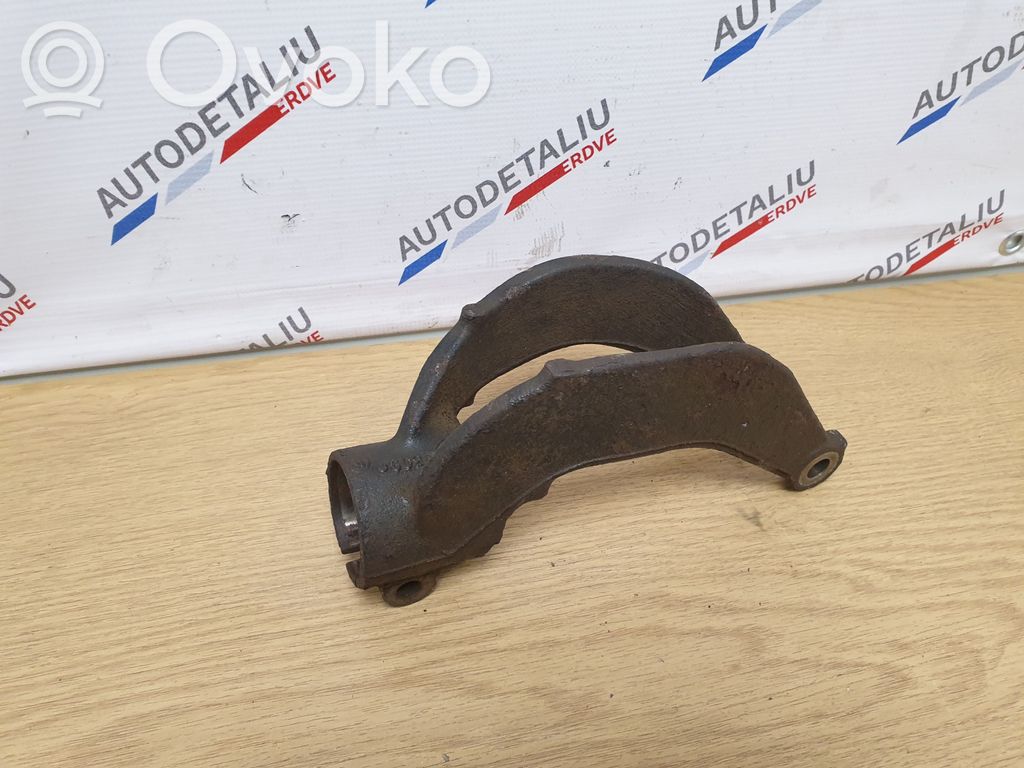 BMW X5 E70 Lower shock absorber bracket 