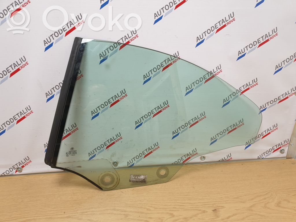 BMW 3 E92 E93 Rear door window glass 