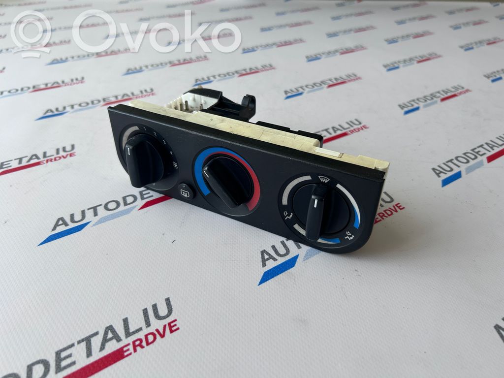 BMW 3 E36 Climate control unit 