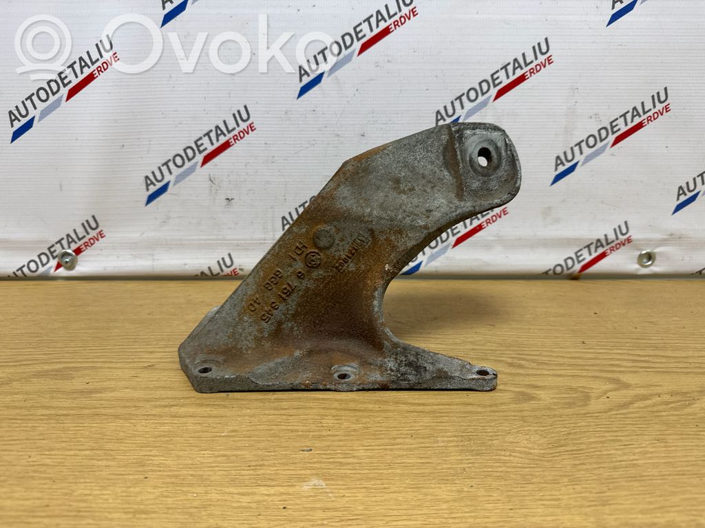 BMW X5 E53 Engine mounting bracket 