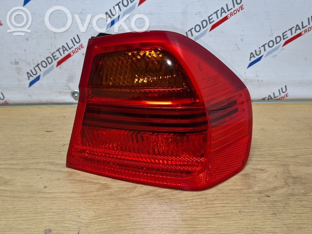 Rear/tail lights   6937458,63216937458