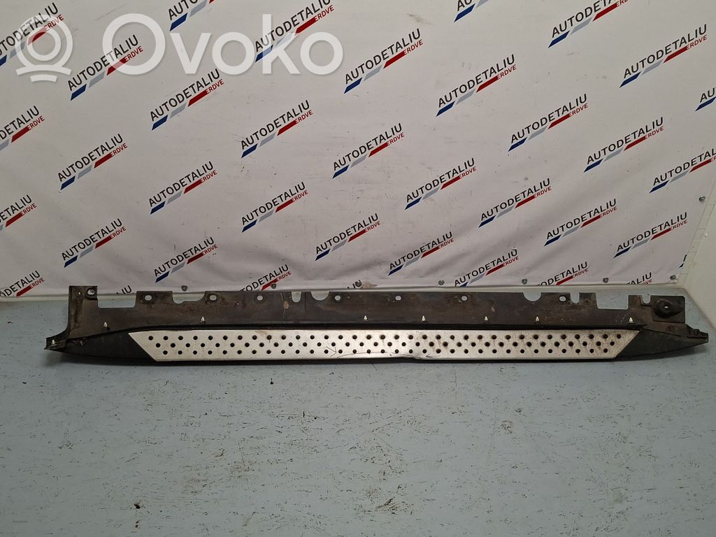 BMW X5 E70 Sill 