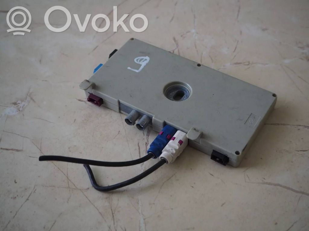BMW 3 E92 E93 Antenos stiprintuvas 