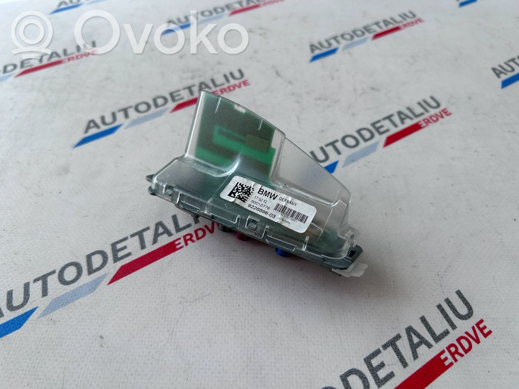 BMW 3 F30 F35 F31 Antena GPS 