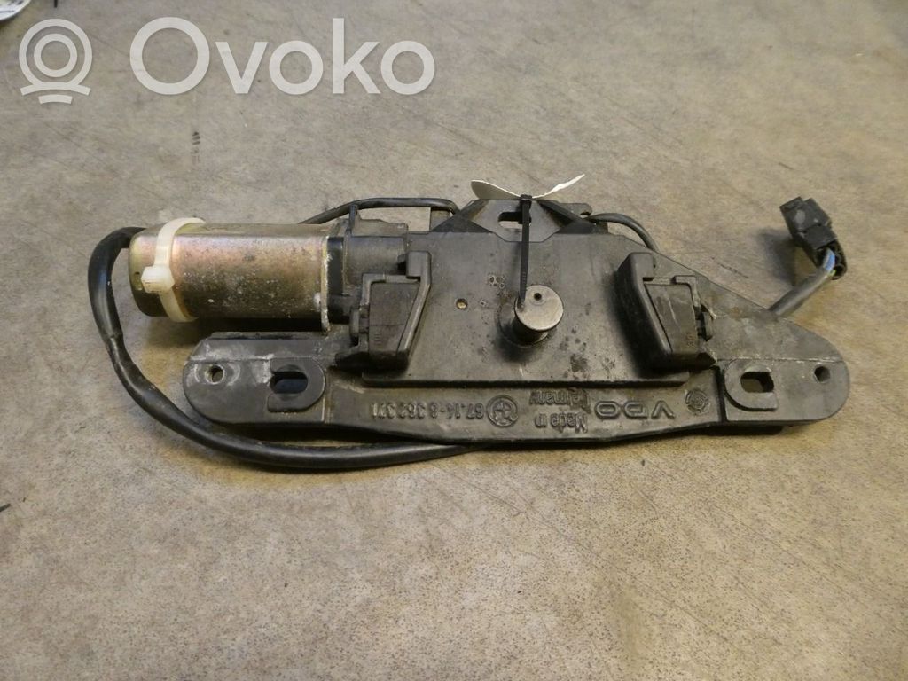 Tailgate/trunk/boot lock/catch/latch   8362371