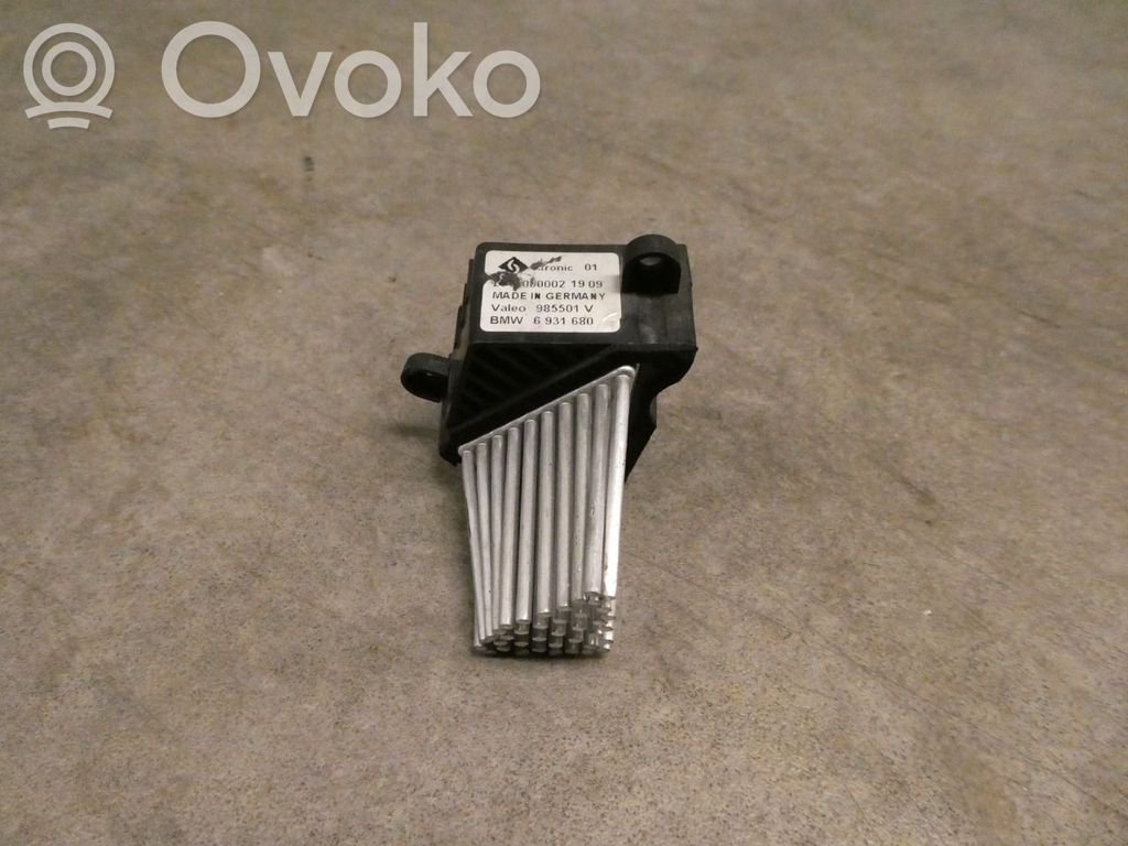 BMW 5 E39 Rezystor / Opornik dmuchawy nawiewu 