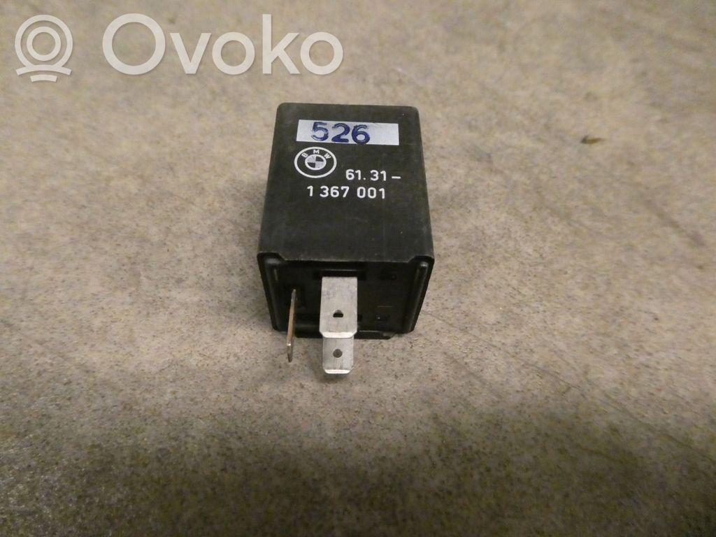 Audi A4 S4 B8 8K Hätävilkun rele 