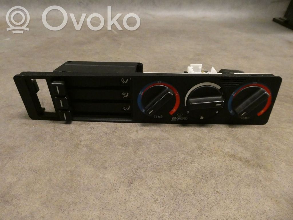 BMW 5 E34 Climate control unit 