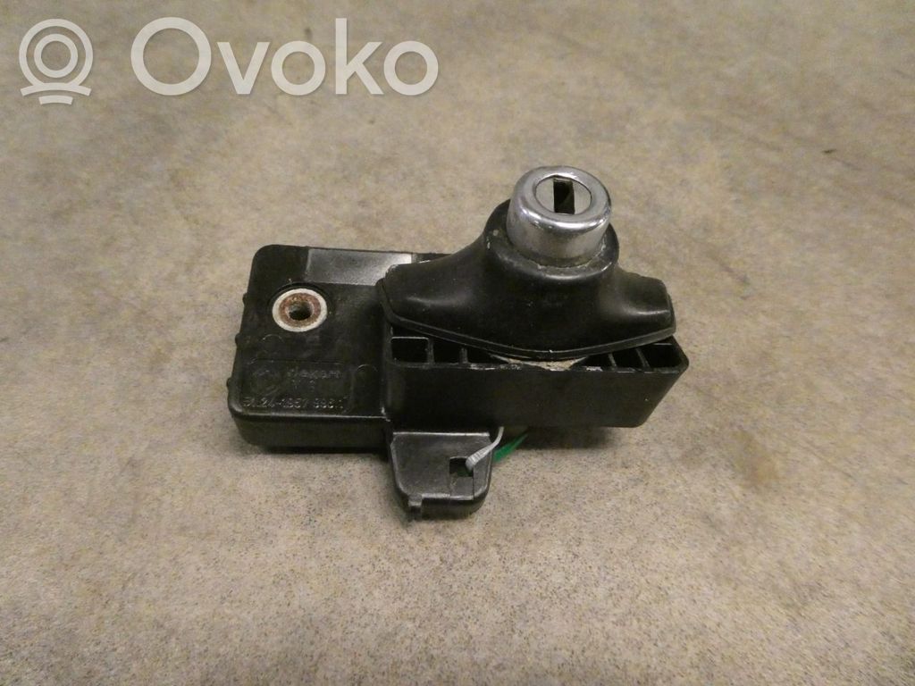 BMW 7 E32 Tailgate/trunk/boot lock/catch/latch 
