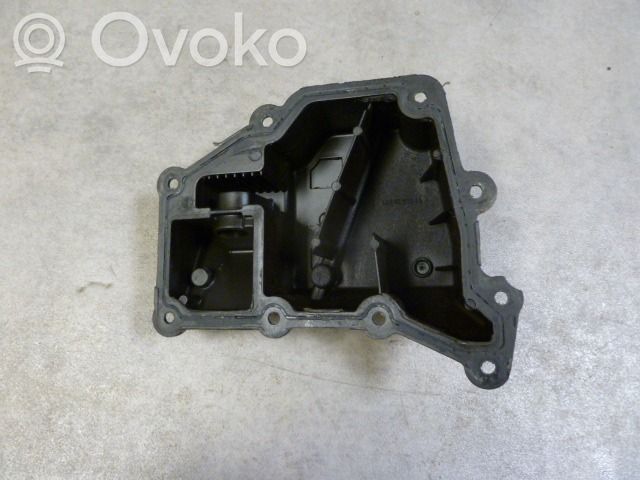 Odpowietrznik / Separator oleju   04E103464AA