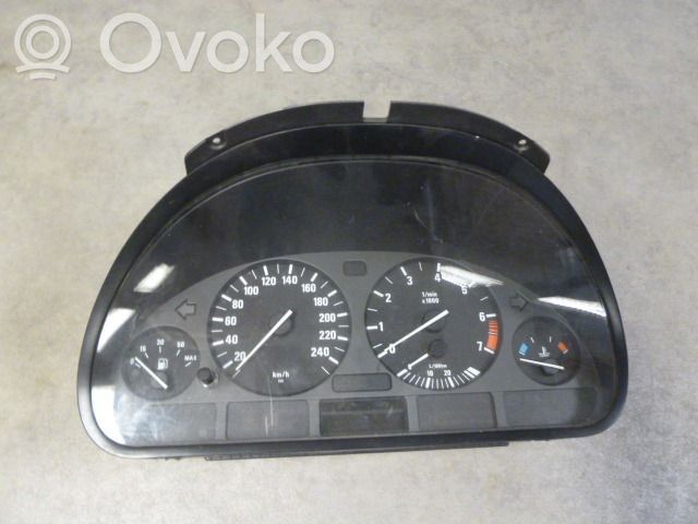 BMW 5 E39 Nopeusmittari (mittaristo) 