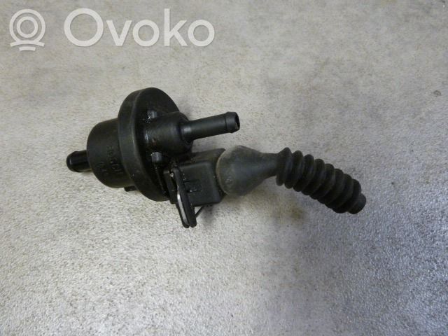 BMW 3 E30 Vacuum valve 