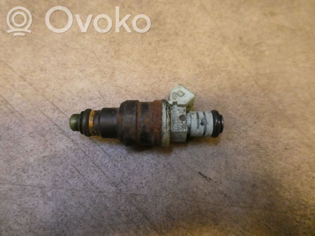 Inyector de combustible   173070,0280150804,3517283