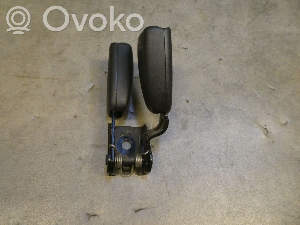Saab 9-5 Gurtschloss vorne 