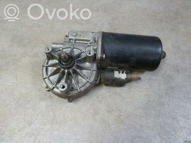 Pyyhkimen moottori   8360603