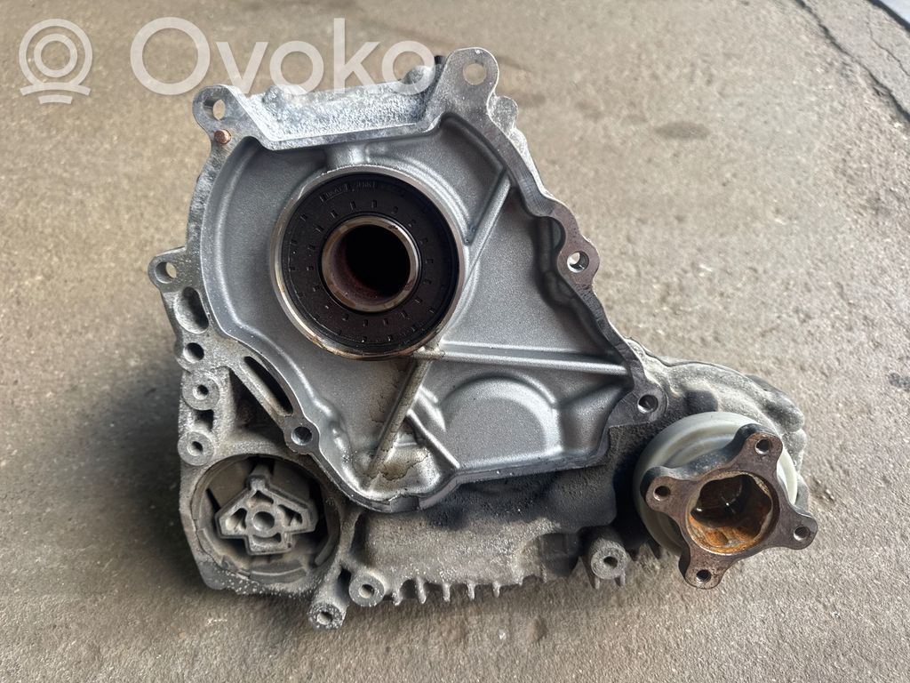 BMW 3 F30 F35 F31 Skrzynia rozdzielcza / Reduktor 