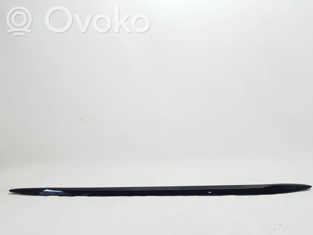 Audi A3 8Y Moldura del faldón lateral 