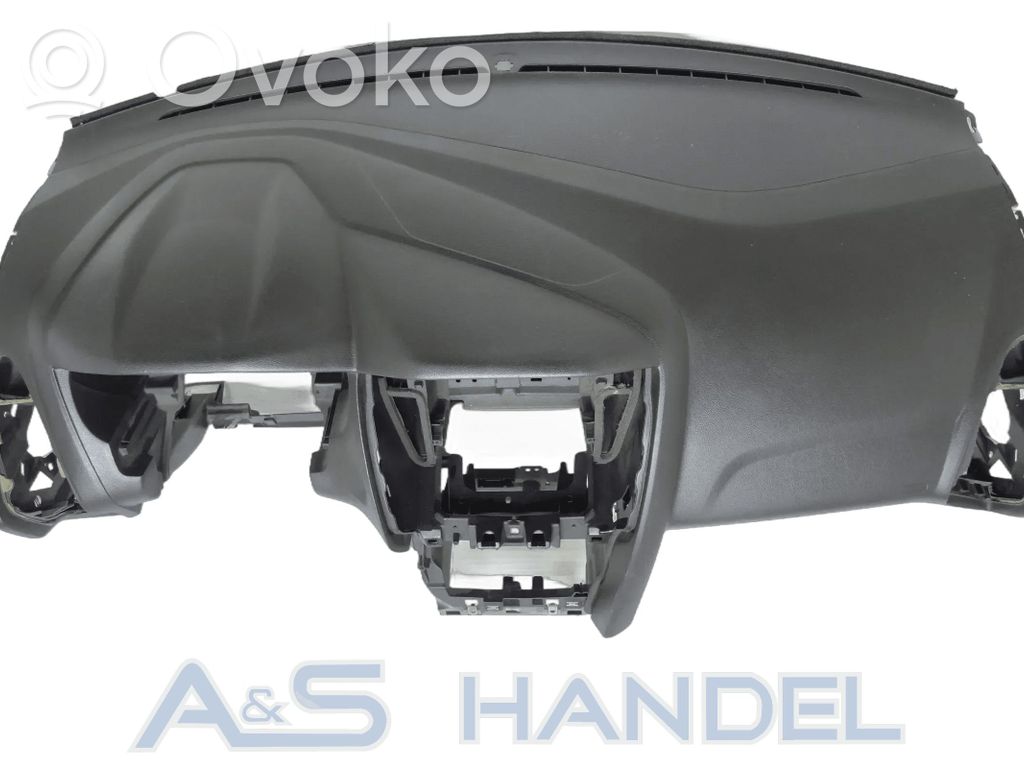 Ford Focus Panelis 