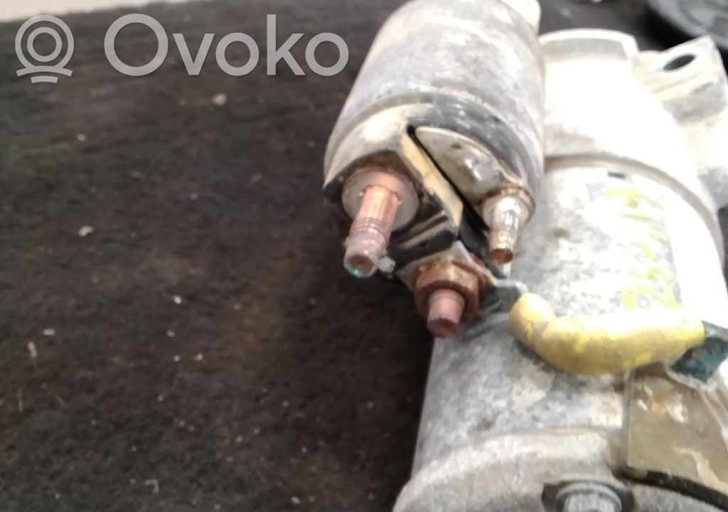 Starter motor   2214299