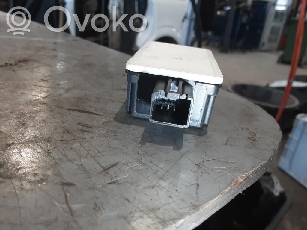 Door central lock control unit/module   31268992