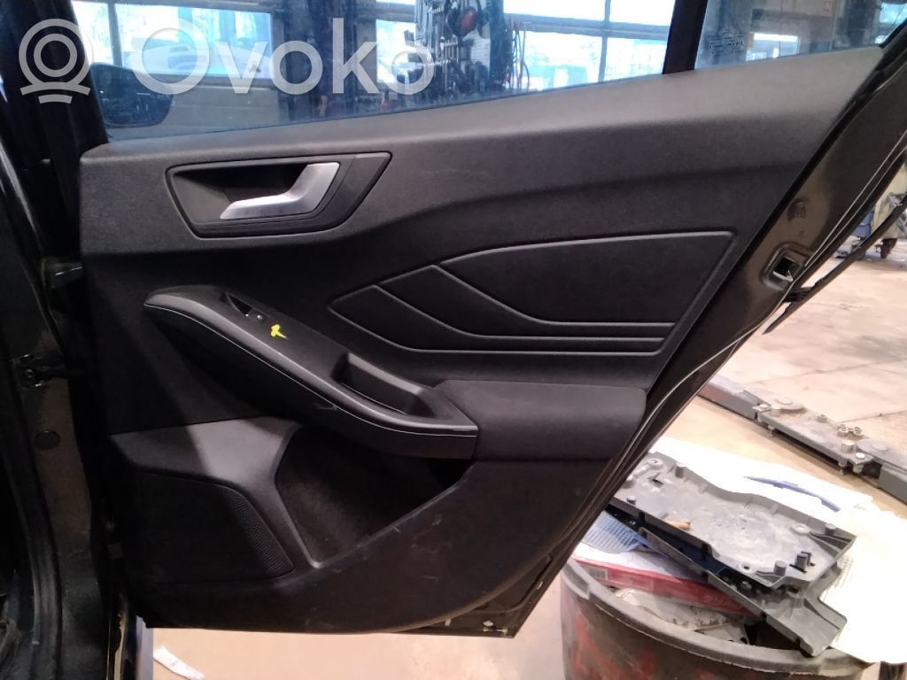 Rear door card panel trim   2357982