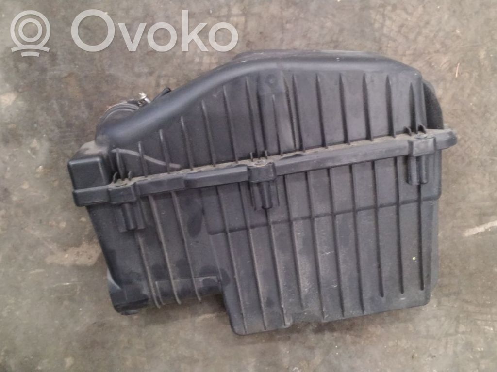Air filter box   9677186180
