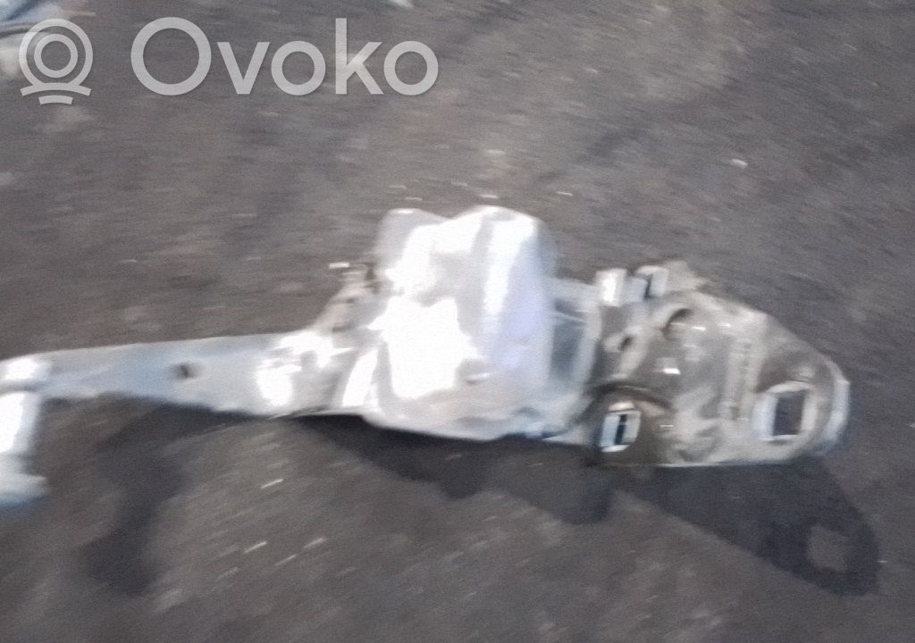 Sliding door middle roller runner   777950673R