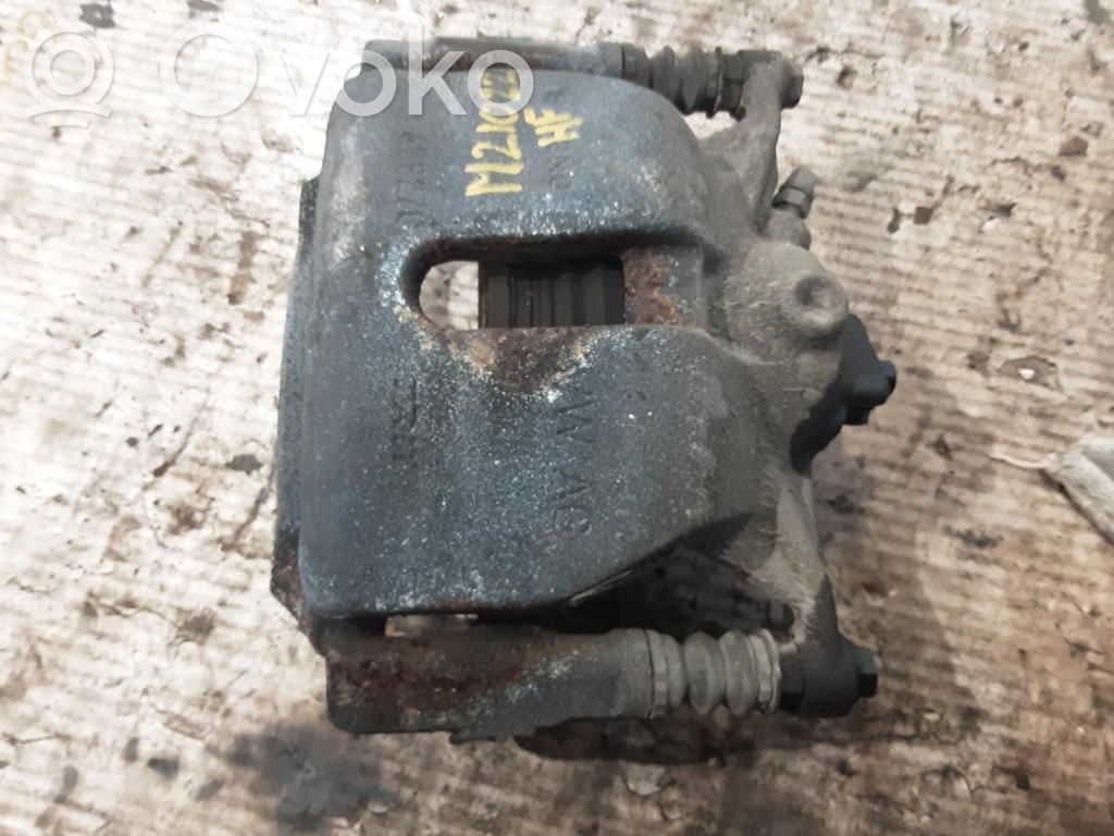 Etujarrusatula   8V0615124