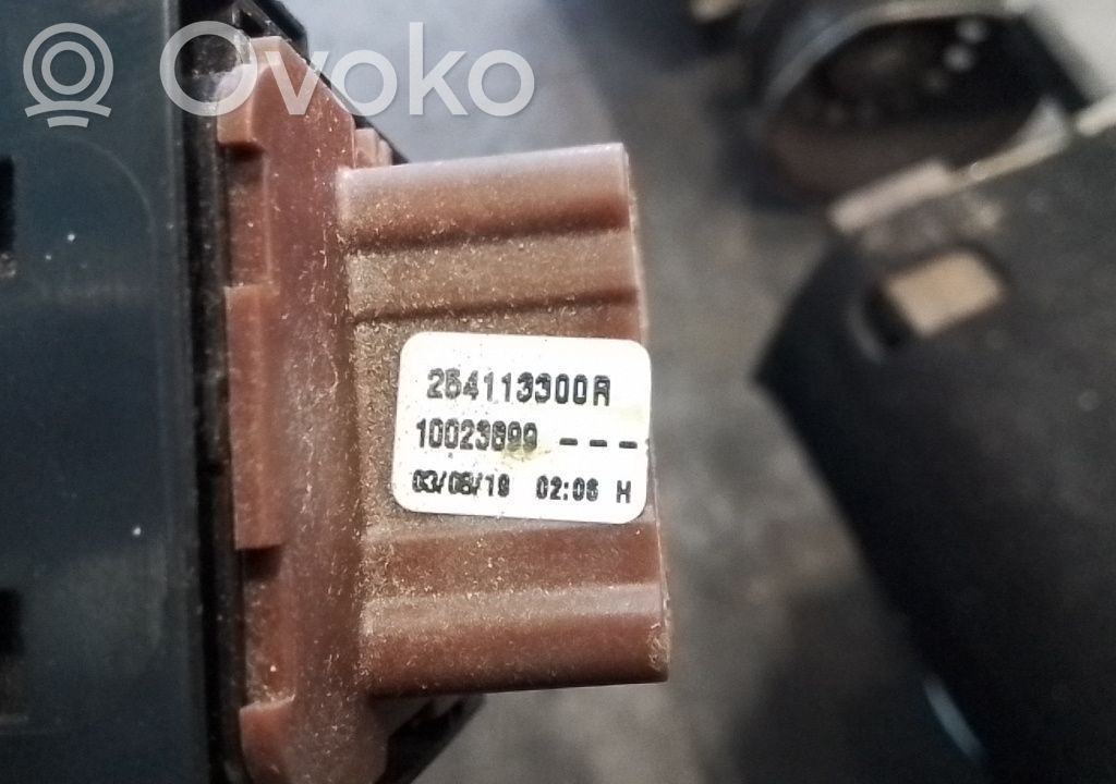 Renault Master III Interruptor del elevalunas eléctrico 