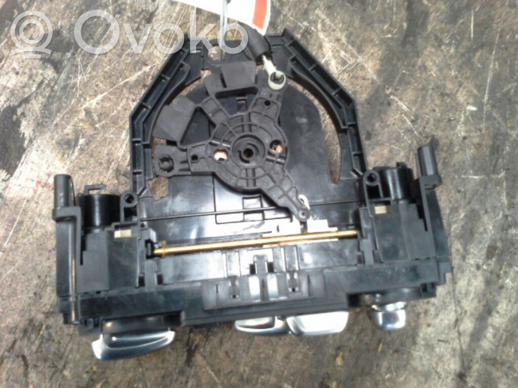 Climate control unit   1ST820045Q
