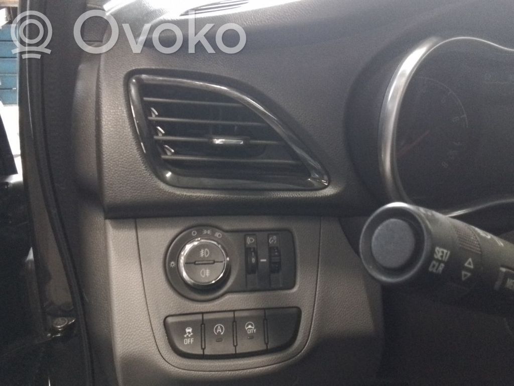 Opel Karl Luftausströmer Lüftungsdüse Luftdüse Mitte 