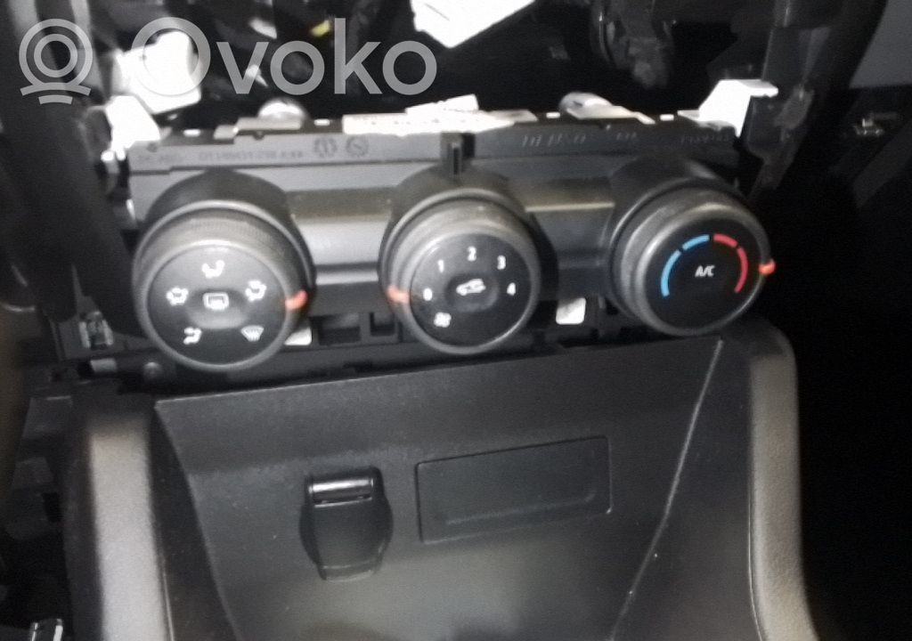 Climate control unit   275004486R